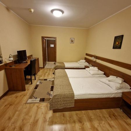 Hotel Crisana Арад Экстерьер фото
